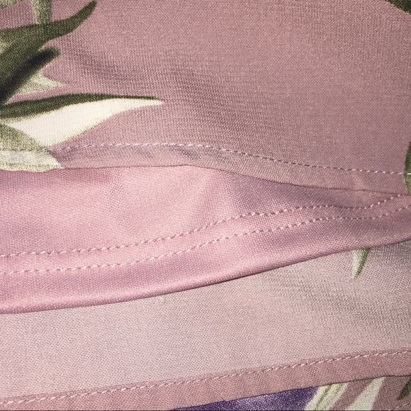 🌷NWT! MAUVE FLORAL LONG RUFFLE SLEEVE TUNIC DRESS - Picture 3 of 4